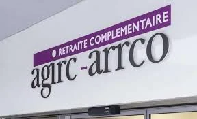 Gel des pensions Agirc-Arrco : la décision du 17 octobre 2025 et ses conséquences pour 14 millions de retraités